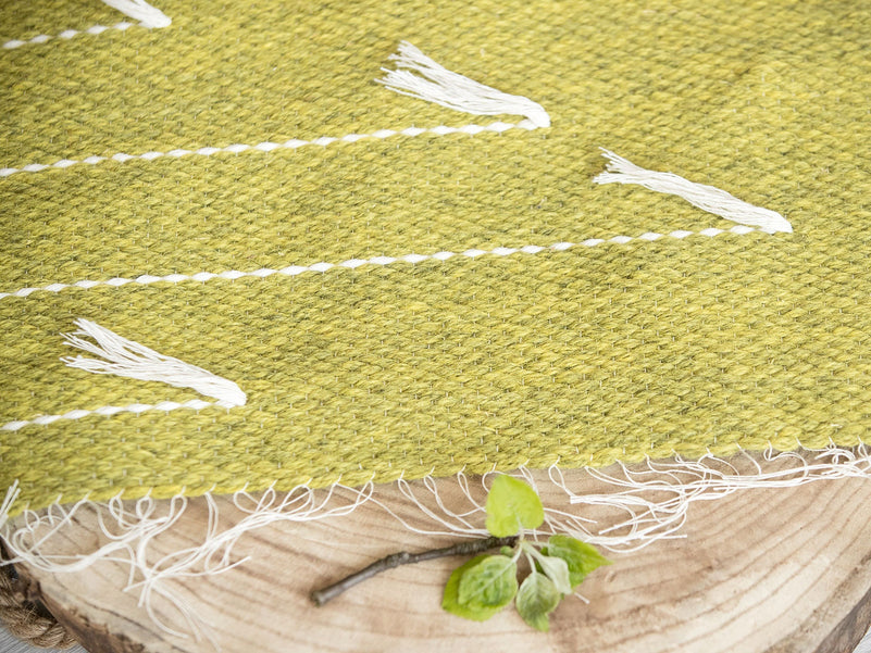 Denti Di Leone – Handwoven Green Wall Hanging