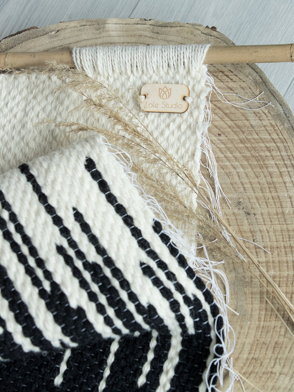 Wełniana tkana ściana wisząca, czeski neutralny wystrój domu, szyk przybrzeżny, tekstura duże włókno sztuka, prezent dla domu, wystrój salonu, przedpokój