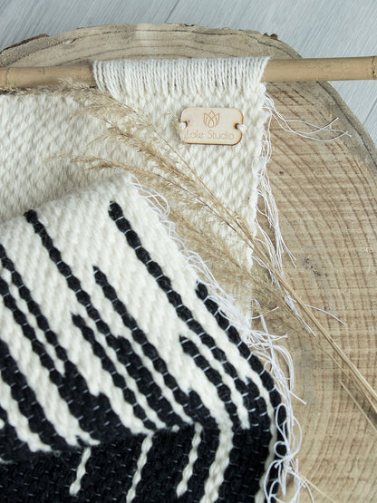 Wełniana tkana ściana wisząca, czeski neutralny wystrój domu, szyk przybrzeżny, tekstura duże włókno sztuka, prezent dla domu, wystrój salonu, przedpokój