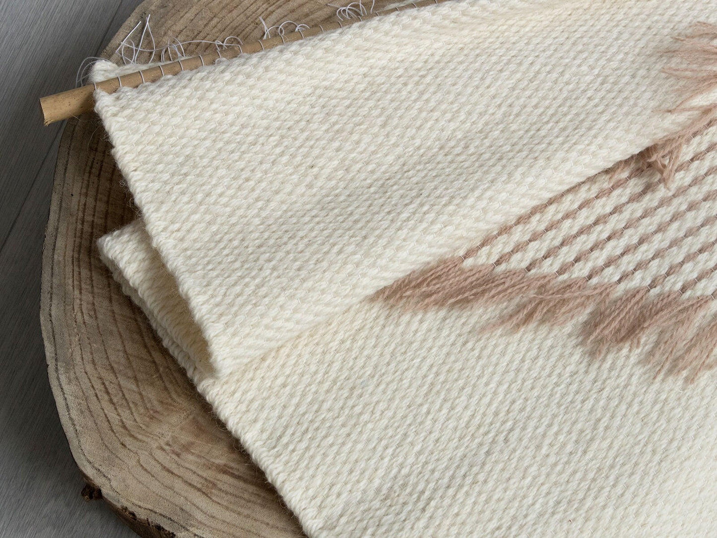 gobelin z wełny laine, wiszący gobelin dziewiarski, wiszące na ścianie przędzy barwionej zanurzeniowo, ramy ścienne w sypialni, großer makramee wandbehang